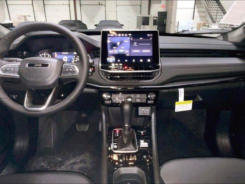 New 2026 Jeep Compass Latitude AWD/4WD image 13