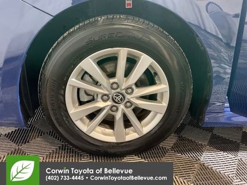 Used 2025 Toyota Camry LE image 25