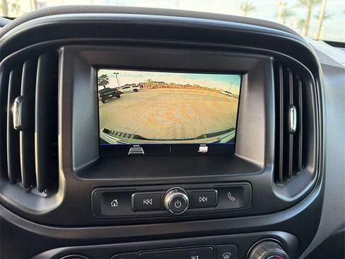 Used 2020 Chevrolet Colorado W/T w/ WT Convenience Package image 20