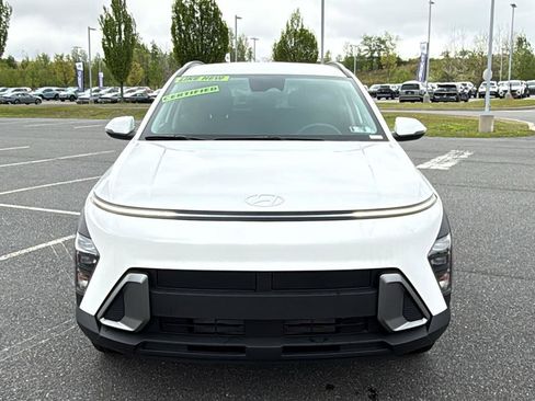 Certified 2024 Hyundai Kona SEL AWD/4WD image 16
