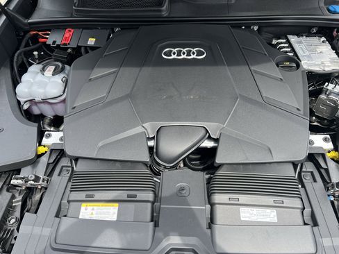 Certified 2026 Audi Q8 Premium Plus w/ Premium Plus Package AWD/4WD image 36