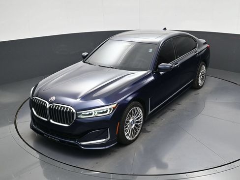 Used 2022 BMW ALPINA B7 xDrive AWD/4WD image 30