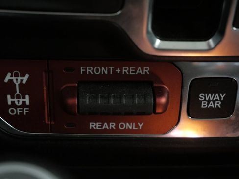 Used 2021 Jeep Wrangler Unlimited Rubicon 4xe w/ Steel Bumper Group AWD/4WD image 23