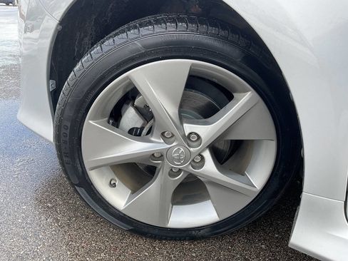 Used 2013 Toyota Camry SE w/ Leather Pkg image 46