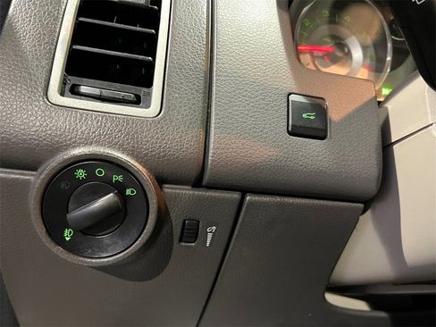 Used 2008 Ford Edge Limited image 37