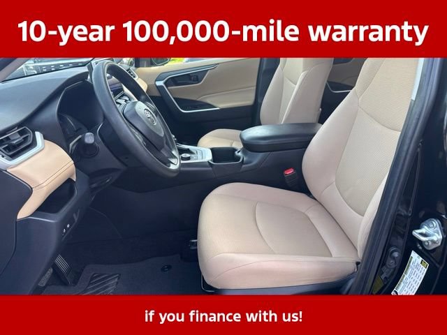 Used 2023 Toyota RAV4 LE AWD/4WD image 29