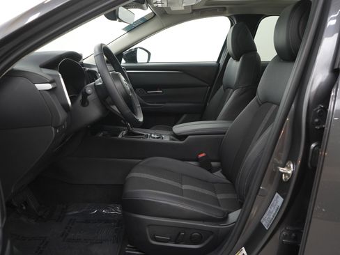 Used 2025 MAZDA CX-50 AWD 2.5 S w/ Premium Package image 16