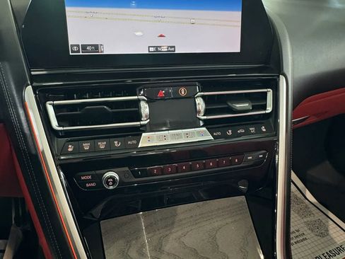 Used 2019 BMW M850i xDrive Convertible w/ M Carbon Exterior Package AWD/4WD image 26