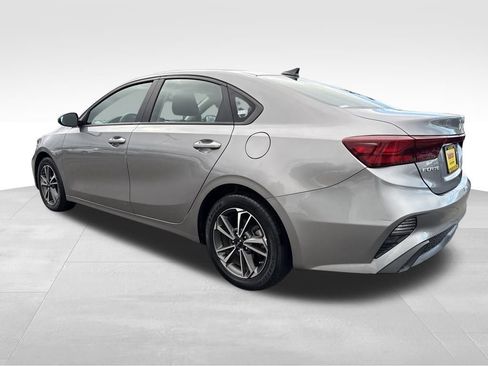 Certified 2023 Kia Forte LXS image 6