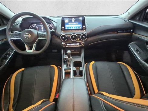 Used 2024 Nissan Sentra SR FWD image 19