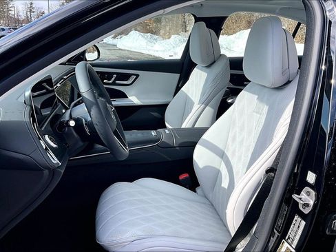 New 2026 Mercedes-Benz E 450 4MATIC Sedan image 9
