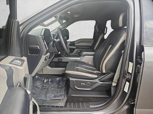 Used 2017 Ford F250 XLT w/ XLT Value Package AWD/4WD image 16