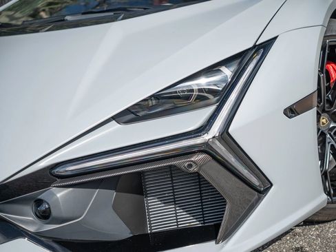 Used 2024 Lamborghini Revuelto AWD/4WD image 7