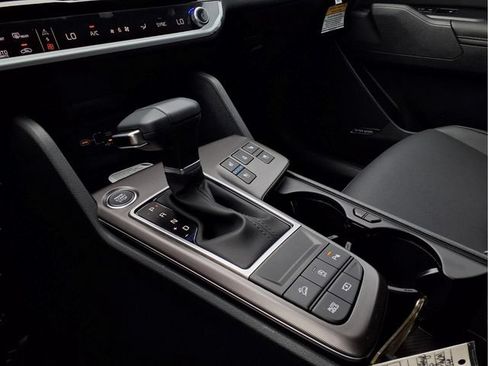 New 2026 Kia Sportage SX AWD/4WD image 8