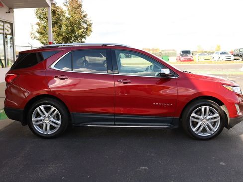 Used 2019 Chevrolet Equinox Premier image 4
