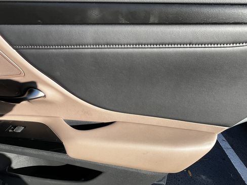 Certified 2023 Lexus ES 250 w/ Premium Package image 39