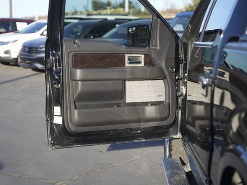 Used 2013 Ford F150 Platinum image 30