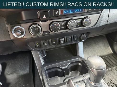 Used 2022 Toyota Tacoma TRD Sport w/ TRD Premium Sport Package AWD/4WD image 18