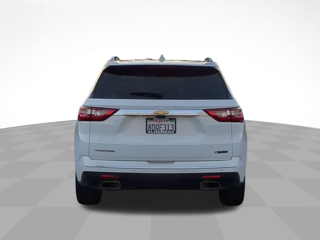 Used 2018 Chevrolet Traverse Premier w/ Driver Confidence II Package FWD image 6