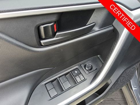 Used 2024 Toyota RAV4 LE image 18