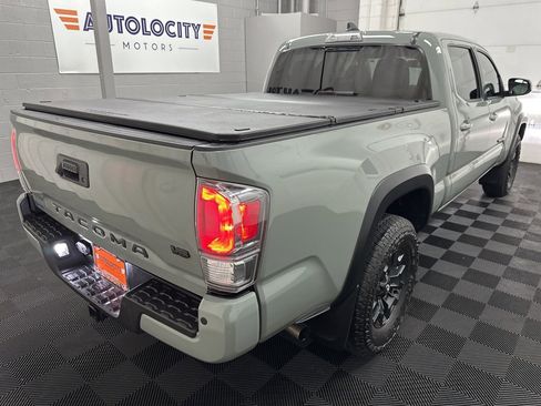 Used 2023 Toyota Tacoma TRD Off-Road image 9
