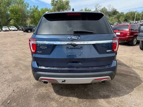 Used 2016 Ford Explorer XLT w/ Equipment Group 202A AWD/4WD image 5