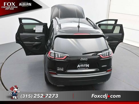 Used 2022 Jeep Cherokee Latitude Lux AWD/4WD image 39