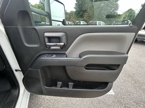 Used 2018 Chevrolet Silverado 3500 W/T w/ WT Convenience Package AWD/4WD image 24