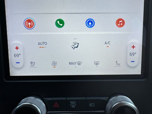 Used 2024 Ford Edge Titanium w/ Equipment Group 301A image 19