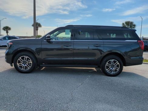 New 2025 Ford Expedition Max Active image 7