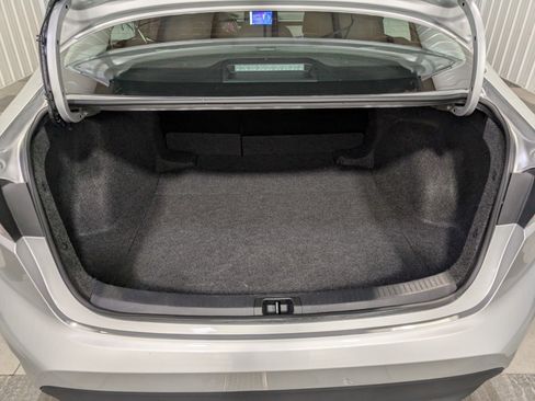 Used 2025 Toyota Corolla LE image 23