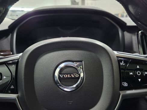 Used 2018 Volvo S90 T5 Momentum w/ Protection Package image 27