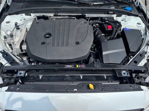 Certified 2024 Volvo S60 B5 Plus w/ Climate Package AWD/4WD image 28