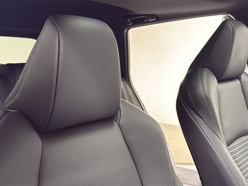 Certified 2024 Toyota Corolla Cross XSE w/ Convenience Package image 19