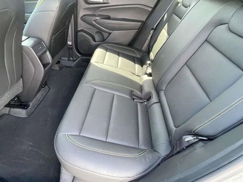 Used 2025 Chevrolet Trax ACTIV w/ Driver Confidence Package FWD image 12