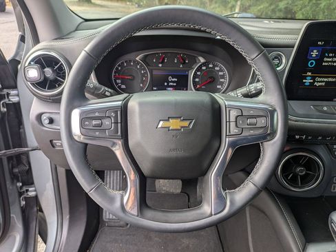 Used 2024 Chevrolet Blazer LT image 18