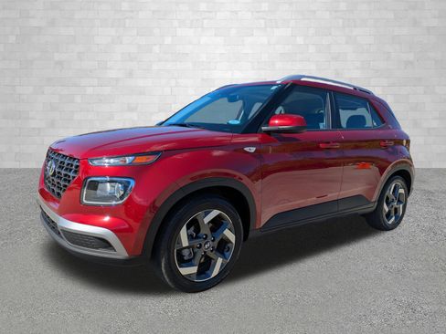 Certified 2024 Hyundai Venue SEL image 5
