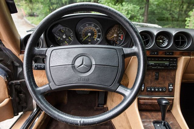 Used 1987 Mercedes-Benz 560 SL image 30