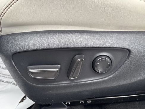 Certified 2025 Toyota RAV4 XLE Premium image 27