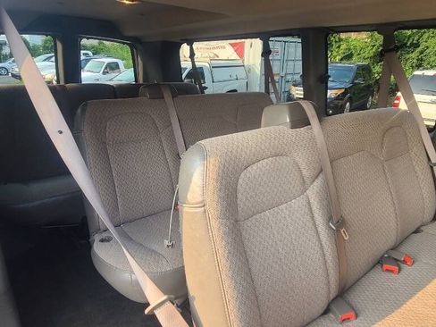 Used 2019 Chevrolet Express 3500 LT w/ LT Preferred Equipment Group RWD image 15
