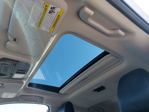 Certified 2025 Subaru Crosstrek 2.5i Limited w/ Crosstrek Mirror Package image 28