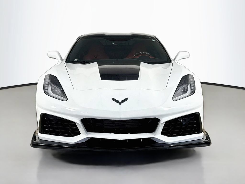Used 2014 Chevrolet Corvette Stingray Coupe w/ 3LT Preferred Equipment Group RWD image 2