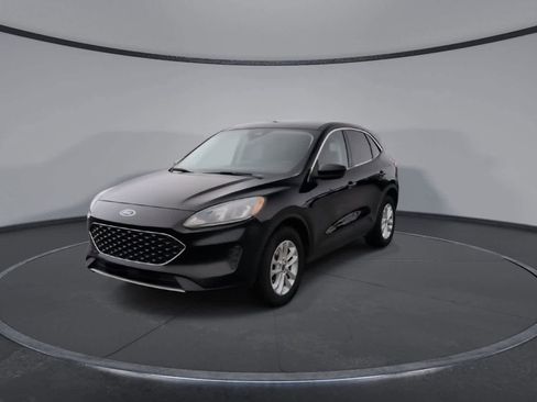 Used 2021 Ford Escape SE w/ Convenience Package image 3