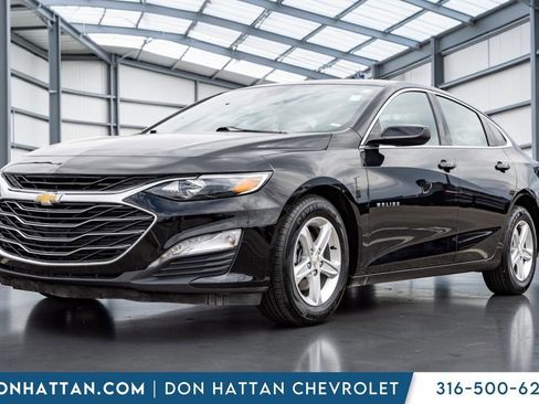 Used 2024 Chevrolet Malibu LT FWD image 1