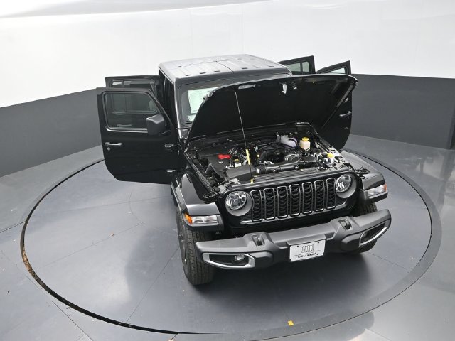 New 2026 Jeep Gladiator Sport AWD/4WD image 28