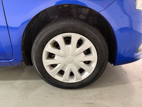 Used 2017 Nissan Versa S Plus FWD image 21