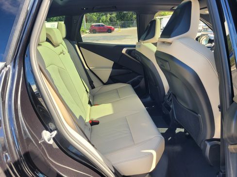 New 2025 BMW X3 xDrive30i w/ Convenience Package image 16