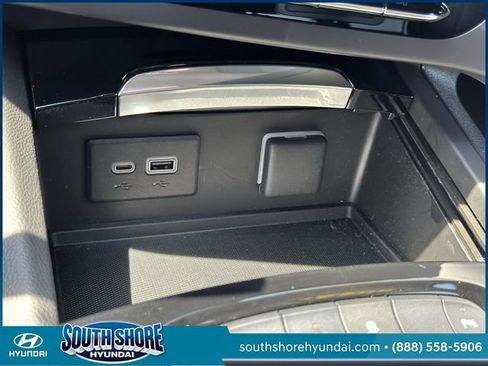 Used 2023 Buick Envision Essence FWD image 33