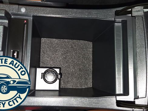 Used 2022 Subaru Legacy Touring XT w/ Tech Package 3 image 17