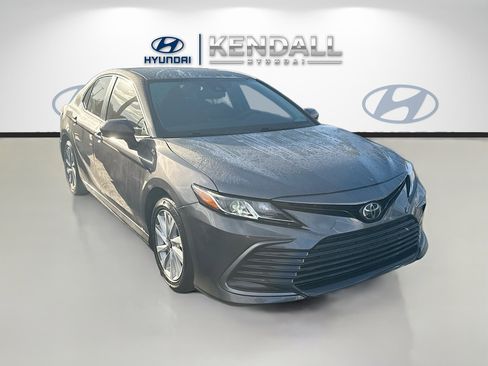 Used 2023 Toyota Camry LE image 1